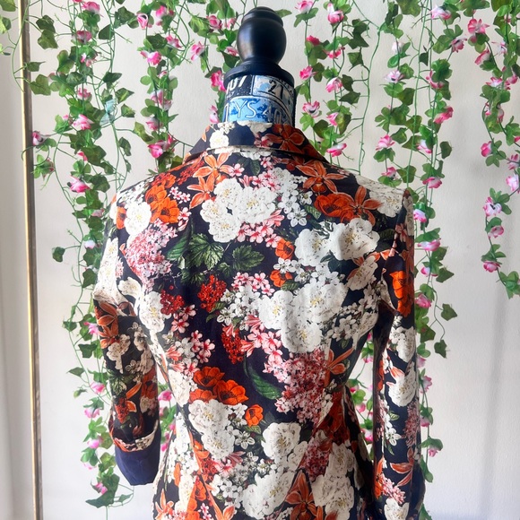 Valentine Gauthier Paris/Anthropologie Floral Blazer w/ button tab - Picture 3 of 5